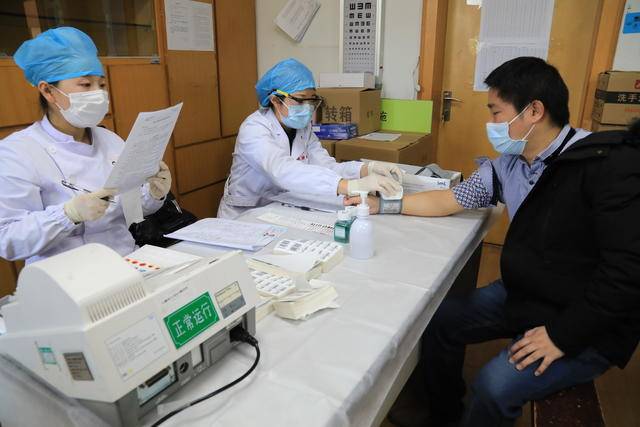 点赞！疫情当前，南京高职校31名献血“战士”后方驰援